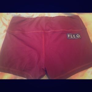 Maroon solid fleos. Size small